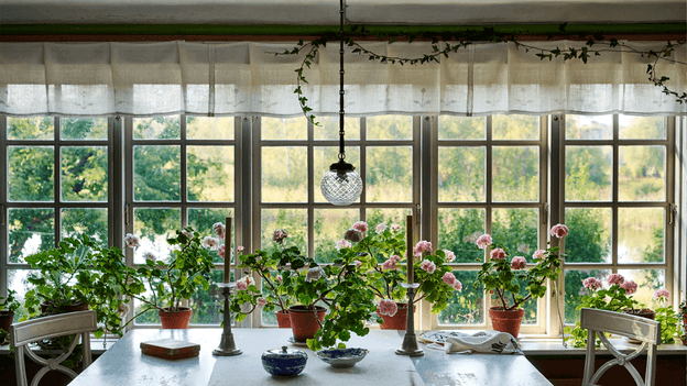8 Iconic Nordic Homes: A Journey Through Scandinavian Design History (2026)